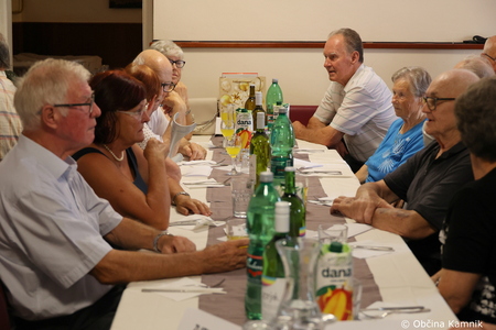 Jubilanti, ki dokazujejo, da ljubezen z leti postaja močnejša (9)